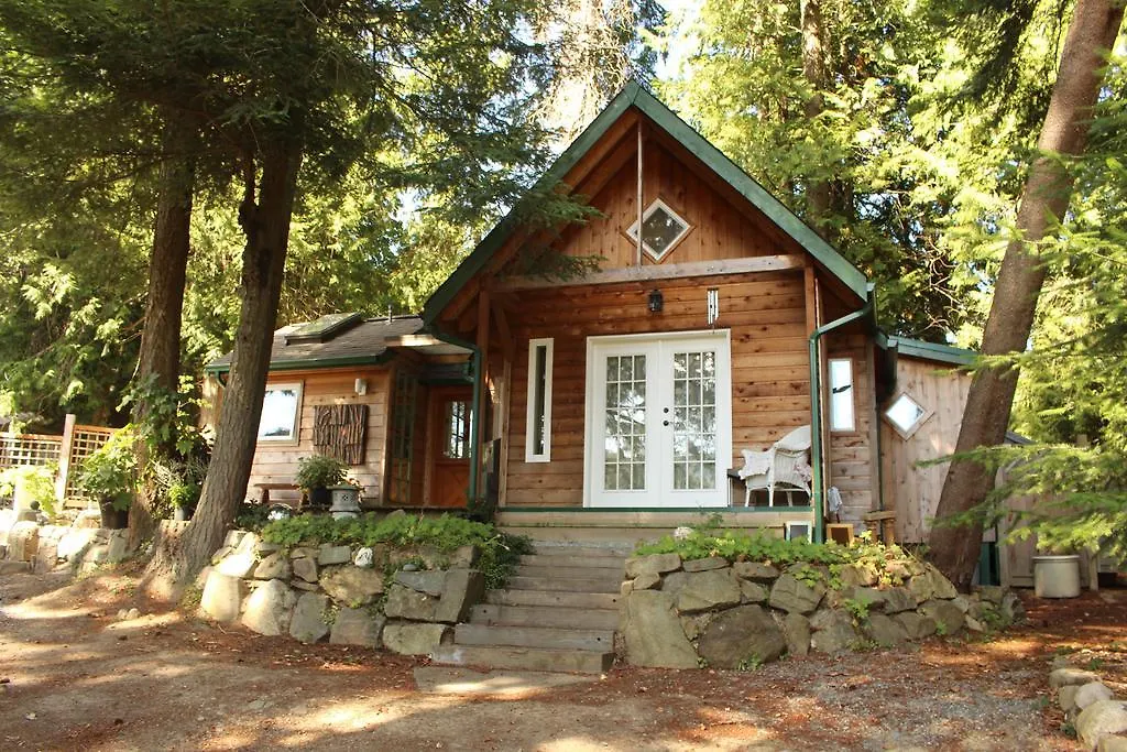 Thistle Dew Cottage Ganges Canada
